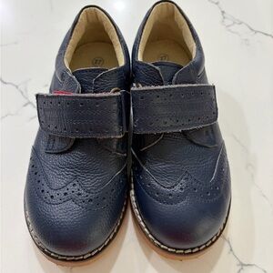Mini Boden Leather Navy Kids Dress Shoes with Velcro strap size 27